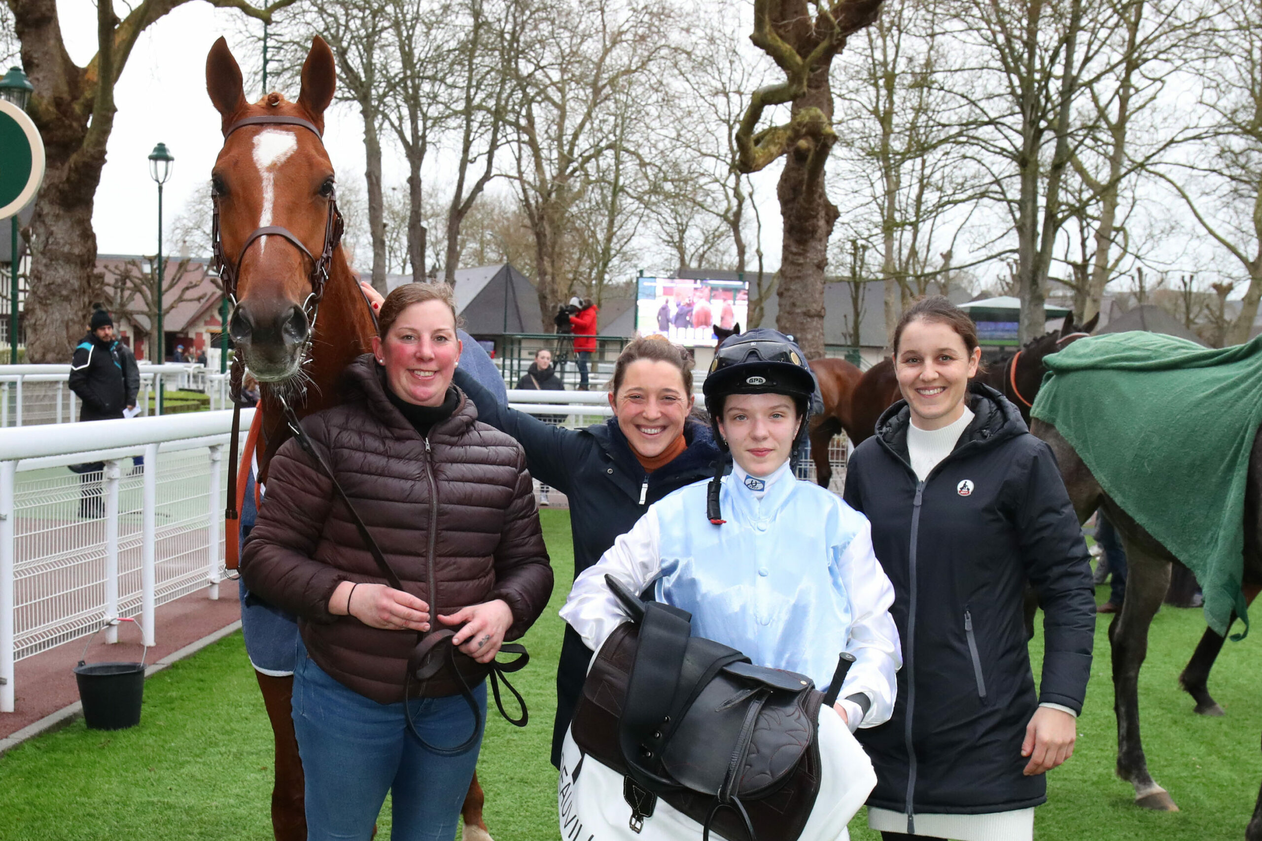 [GALOP] 25 janvier 2024 - Prix de l'association des entraineurs propriétaires - Hippodrome de Deauville